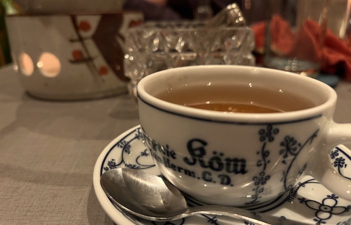 Teepunsch-Rezept aus Nordfriesland: Tradition & Gemütlichkeit in der Ferienwohnung mit Sauna
